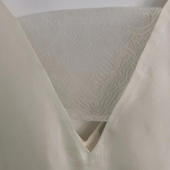 Grace MMXIII beautiful white cami - Picture 2 of 4